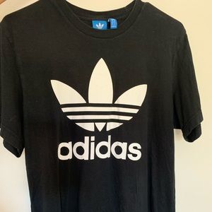 Adidas T-shirt